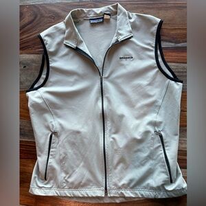 Patagonia Light Gray/Beige Vest Large